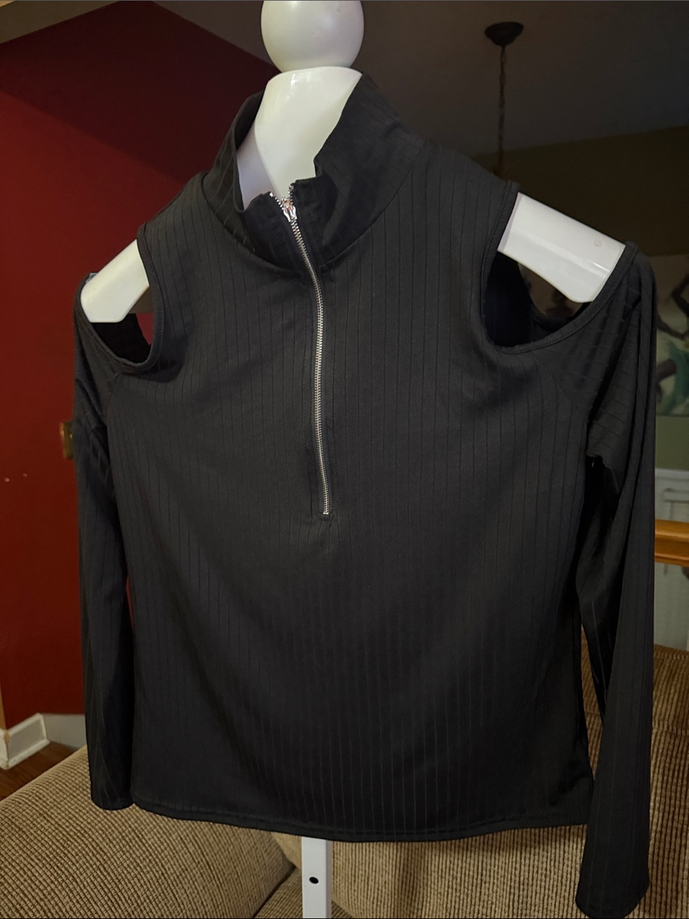Cold-Shoulder Black Ribbed Quarter-Zip Women's Top